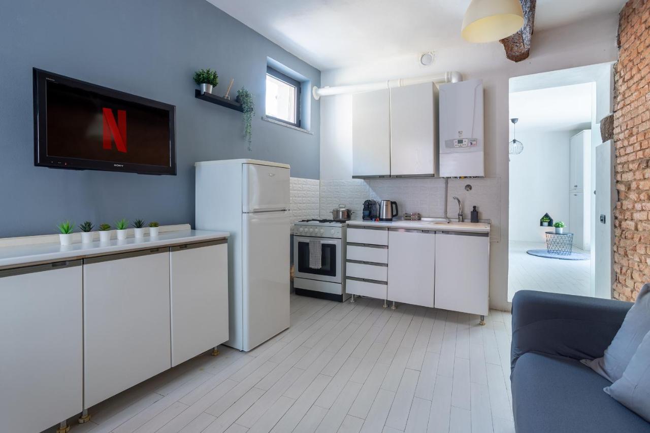 Centro Storico • Wi-Fi, Netflix E Terrazzo Daire Pavia Dış mekan fotoğraf